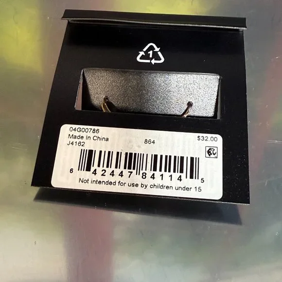 NEW DKNY Stone Teardrop Lever Back Earrings - Picture 6 of 9